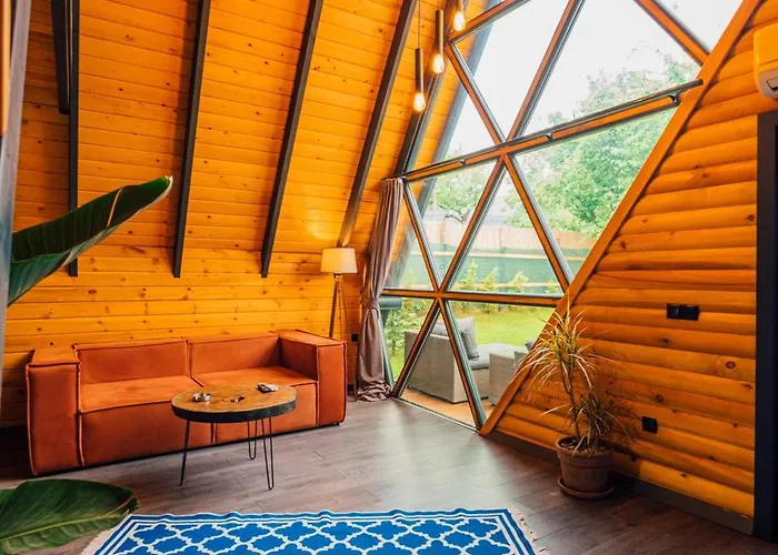 Dark Semesterbostad *